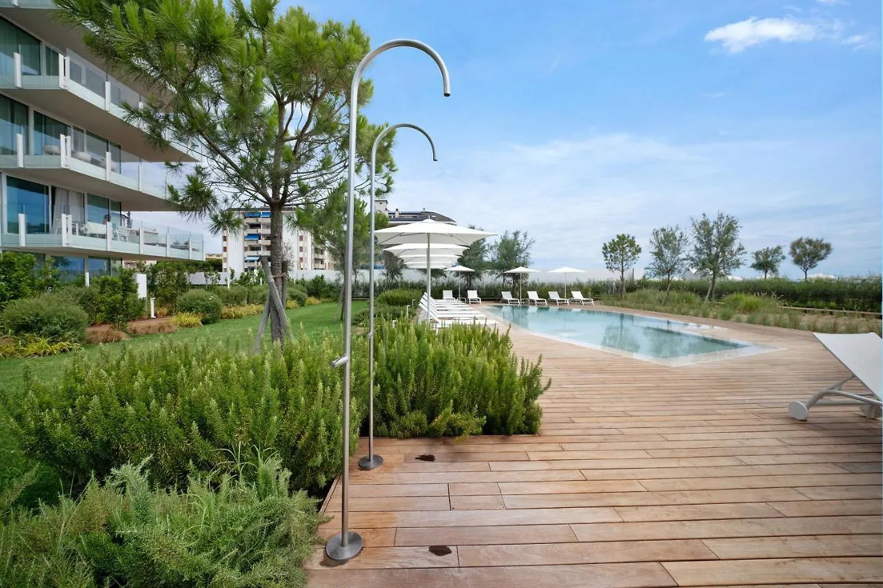 The Summer Houses Seaview With Spa Lido di Jesolo Italia